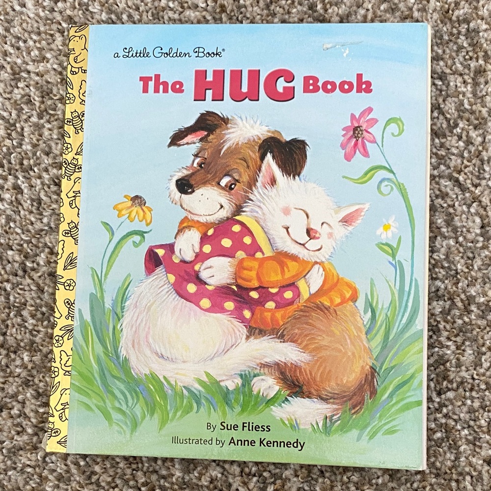 💚 2/$15 The Hug Book Little Golden Books Collection